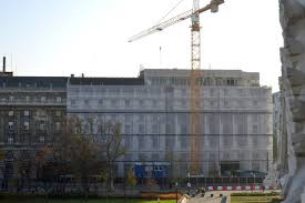 Hungary, budapest, kossuth lajos tér, 8. Az M2 Es Metro Harom Honapig Nem All Meg A Kossuth Teren Orszaggyules