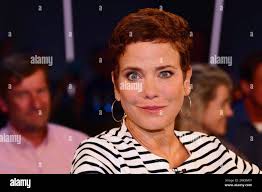 Muriel baumeister where -Fotos und -Bildmaterial in hoher Auflösung