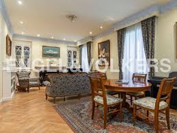 Maybe you would like to learn more about one of these? Haus Kaufen In San Lorenzo Del Escorial 3 Angebote Engel Volkers