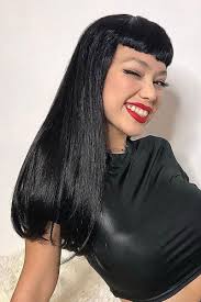 Long Black Wig With Straight Hair And A Short, Straight Fringe: Maxine