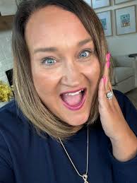 Behind the scenes- Kellie does what I want when I want it done. 😅 April  fools! I would never treat her like this for real but we sure did laugh  making this