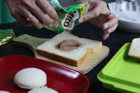 Selain harga yang terjangkau, roti tawar juga gampang diberi isian. Resep Membuat Roti Goreng Lumer Milo Yang Viral Di Tiktok Kumparan Com