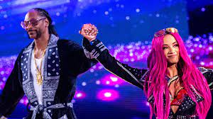 Snoop dogg rappt sasha bank zum ring: Rap Legend Snoop Dogg Congratulates Wwe Star And Cousin Sasha Banks On Winning Raw Title And Says The Champ Is Here