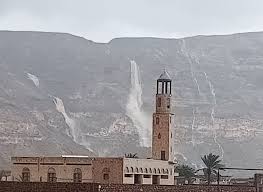 أمطار غزيرة في سقطرى بعد عامين من الجفاف
