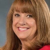 Amy Braswell's Instagram, Twitter & Facebook