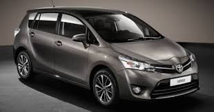 Configurateur Nouvelle Toyota Verso Et Listing Des Prix 2016 Toyota Corolla Toyota Voiture Familiale
