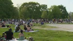 They were reportedly afraid of risking their own safety if they were to enter the. No Evidence Of Increased Covid 19 Cases Linked To Trinity Bellwoods Toronto Public Health Says Toronto Globalnews Ca