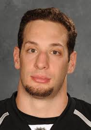 Player photos for the 2003-04 Waterloo Black Hawks at hockeydb.com