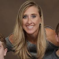 Melissa Diller's Instagram, Twitter & Facebook