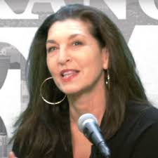 looking for a new business or personal credit card? here's when it makes  sense to get one from the same issuer. thanks to Lori Greymont and Markia  Brown, CFEI® for providing wisdom.