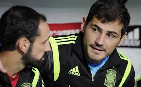 NÓNG: Real Madrid đã đồng ý bán Iker Casillas cho Porto