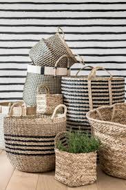 28 Rangements Maisons Du Monde Pratiques Deco Rangement Decoratif Tendance Deco Deco Maison Du Monde