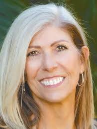 Christine Bartz's Instagram, Twitter & Facebook