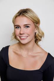 Shalynn Johnson's Instagram, Twitter & Facebook