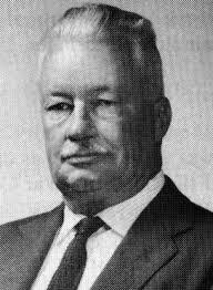 Dee Brandenburg's Instagram, Twitter & Facebook