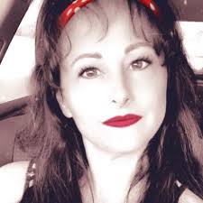 Tanya Mora (@TanyaMoraTM)