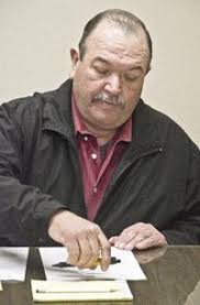 A town divided: Pettus school leader's fate with district now in question