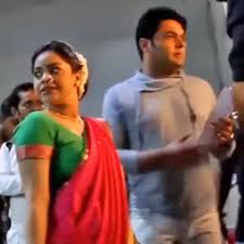 02:18 sumona chakravarti smoking on sets of the kapil sharma show. The Kapil Sharma Show Fame Sumona Chakravarti Caught Smoking Photos Filmibeat