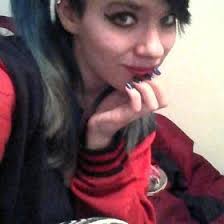 Amber Dufault's Instagram, Twitter & Facebook