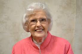 Hazel Hollis's Instagram, Twitter & Facebook