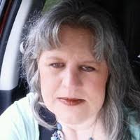 Sandy Runnels's Instagram, Twitter & Facebook