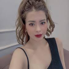 Nguyễn Thu Trang (@al.ferguson.568) • Facebook