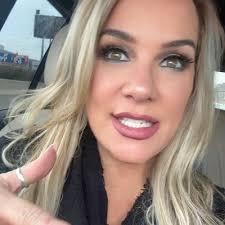 Petra Ramos (@lolabermeja)