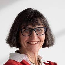 Sue Salisbury's Instagram, Twitter & Facebook