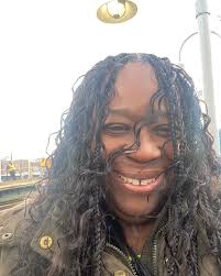 Veronica Hickman's Instagram, Twitter & Facebook