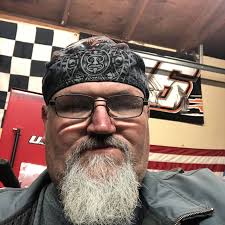 Is breaking down a cue stick during a game a loss?