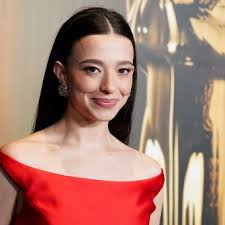 Oscar 2025: Quién es Mikey Madison, la trabajadora sexual y revelación en  Anora que puede ganar el premio de la Academia