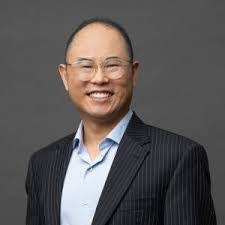 Kim Vincent's Instagram, Twitter & Facebook