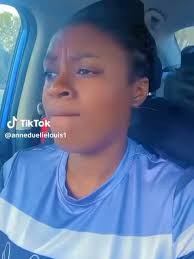 Valè moun ki fè mwen kriye deja, Sanm pa fè anyen, Sanm pa di anyen, Valè  moun ki fem fè kòve deja, Mwen soufri pèson pa konn doulè’m