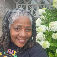 Happy birthday to our extraordinary Great Lakes Regional Director, Keisha  D. Smith. May you have a blue-tiful and oh So Sweet day!!! #zphib1920  #ZetaPhiBeta #GLRZetas #BOOM #BetaAlphaXiZeta #ΒΑΞΖ #PremierChapter