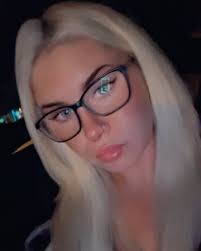 Haven’t posted in a while, so here’s a fall dump🍂 I’m currently in B.C. &  loving it!