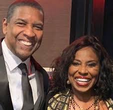 Hattie Deloach's Instagram, Twitter & Facebook