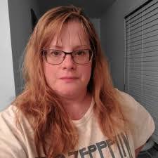 Desiree Tan's Instagram, Twitter & Facebook