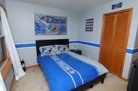 My Son S New Detroit Lions Football Bedroom Most Items Were Purchased On Amazon The Bedding Flat S Detroit Lions Room Detroit Lions Bedroom Football Bedroom