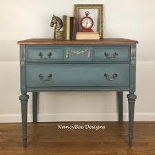 Dixie belle paint has superb adhesion qualities which allow you to skip the sanding and priming work required of other types of paints. Amazon Com Dixie Belle Paint Company Chalk Finish Furniture Paint Cotton 8oz Arts Crafts Sewing