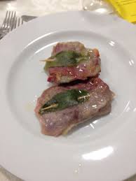 How to make chicken salto in bocca | by theo randall. Salti In Bocca Alla Romana Foto Di Hotel Astor Silvi Marina Tripadvisor