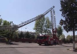 Mar 12, 2020 · deputy fire chief vince a. Firefighter Killed In Aerial Tower Collapse Turkey Videos Firefighter Close Calls