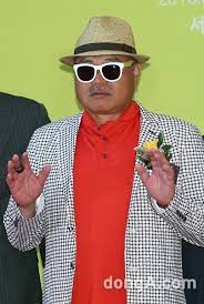 Видео #김흥국#김구라#골프 канала 으아 들이대김흥국tv. ê¹€í¥êµ­ ìœ¼ì•„ í˜¸ëž'ë‚˜ë¹„ ì¸ê¸° ë„˜ì—ˆë„¤ ë‰´ìŠ¤ ë™ì•„ë‹·ì»´