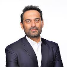 Alex Hambly's Instagram, Twitter & Facebook