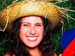 Tori Singleton's Instagram, Twitter & Facebook