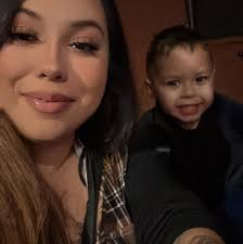 Meeting Dante Basco at Florida Comiccon and making him a bust of himself!  Thank you Dante for doing this and may honor follow you in your journey to  spread your happiness and