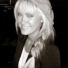 Join the Dixie Dixon Photo Contest and win Personal Critique