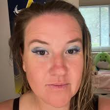 The classic arm seatbelt has me sweating 🤣