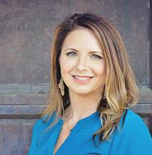 Amanda Frith's Instagram, Twitter & Facebook