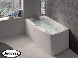 Badewannen in vielen ausstattungen passend für ihr bad. Whirl Badewanne Jacuzzi Essential 150x90 Cm Ruckenlehne Rechts Iperceramica