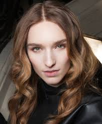 How to curl long hair in 4 easy, fast ways. The Key To Styling Curls On Those Humid Days Stylecaster